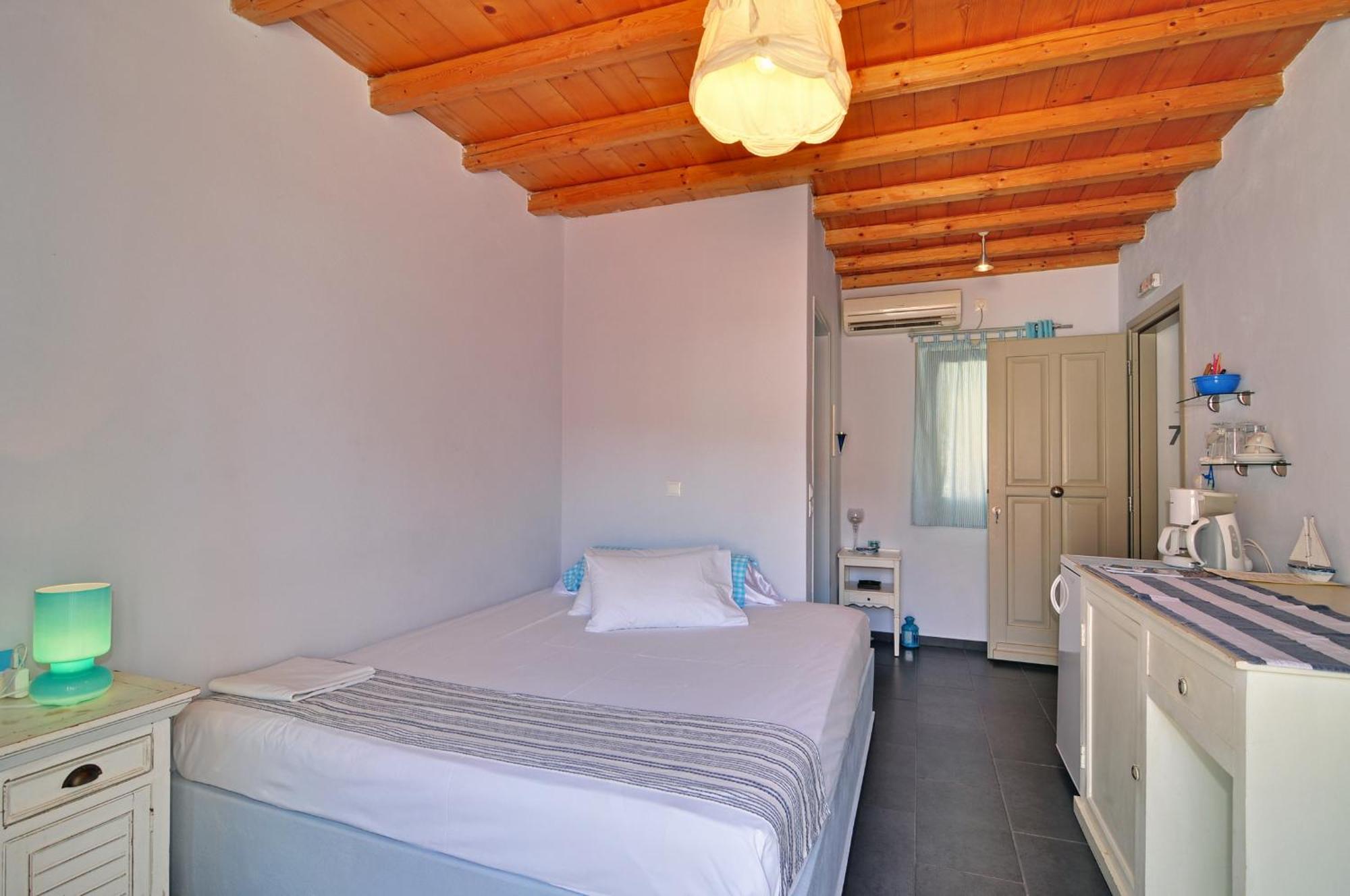 Aliktypo Studios Livadi  Habitación foto